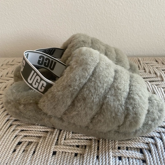 UGG fluff yeah slide shoes slippers Womans burnt olive green - Picture 4 of 15